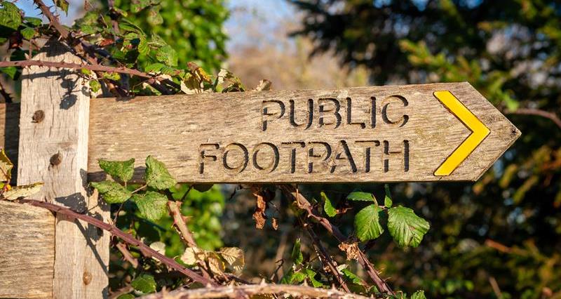 Public footpath sign, West Sussex_71335