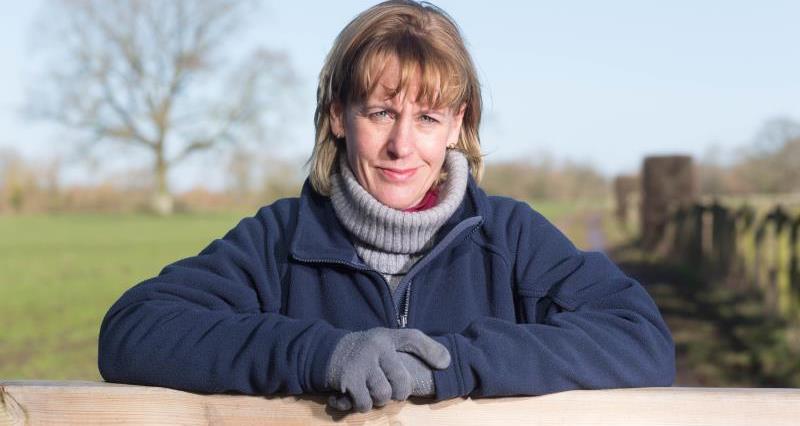 Minette Batters on farm Feb 18_51722