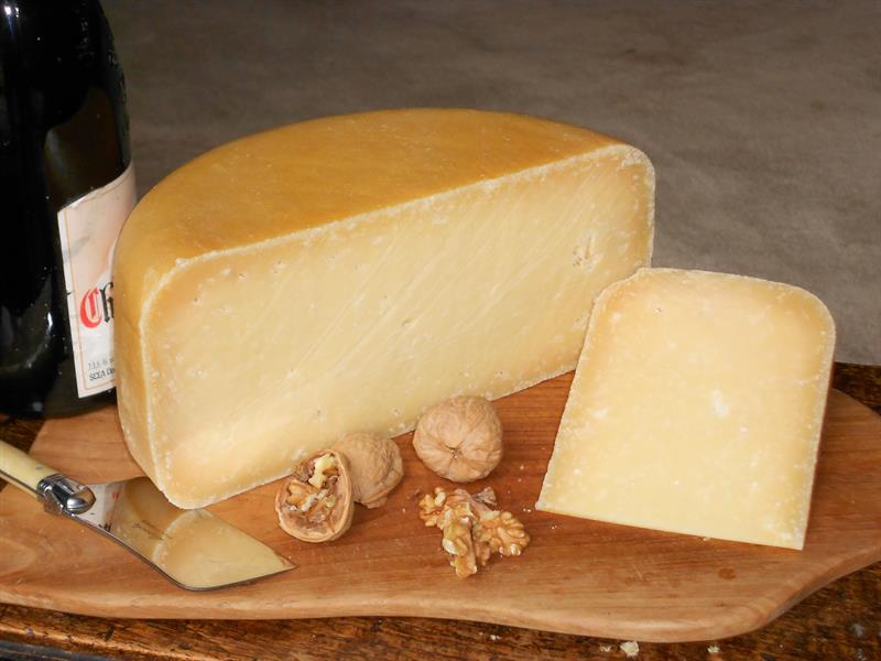 Old Winchester cheese_73257