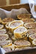 Sausage_rolls_black sesame_01.jpg
