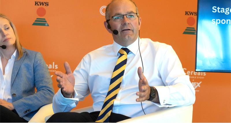 Tom speaking at the Cereals mainstage