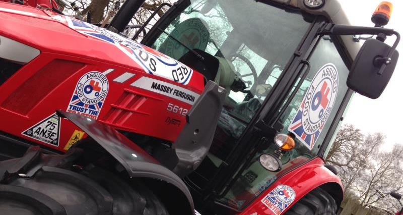 branded red tractor, nfu16 conference, massey ferguson_32926