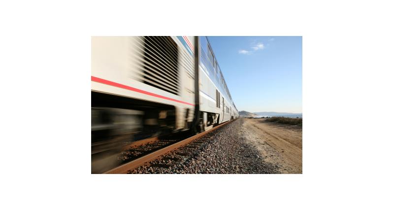 Blurred high speed train_19080