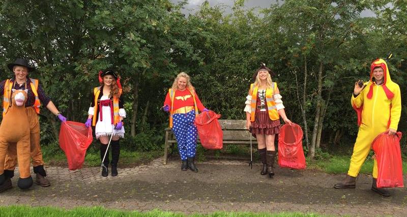 Rebecca Fielding and her team take part in The Great Lancashire Litter pick in Blackburn_74110