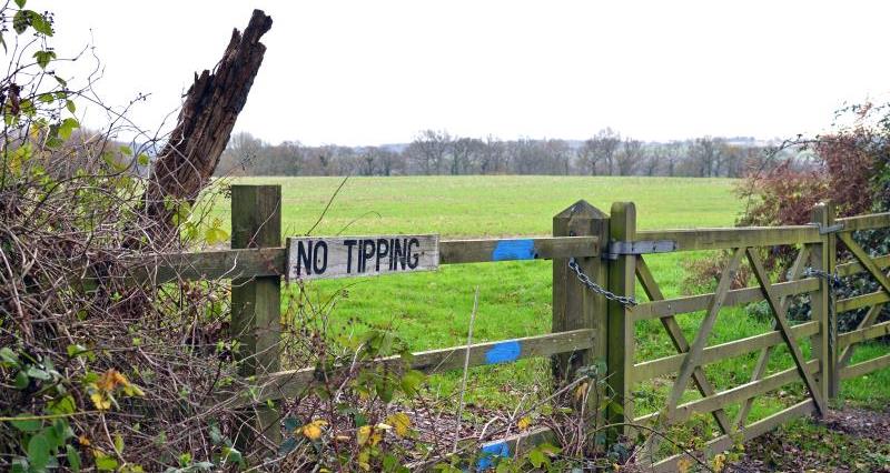 Rural crime no tipping sign_44981