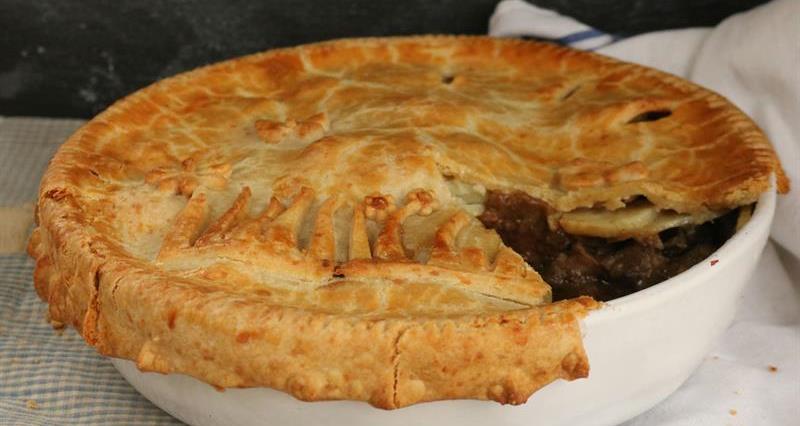 Shin of beef, leek and potato pie with cheese pastry
