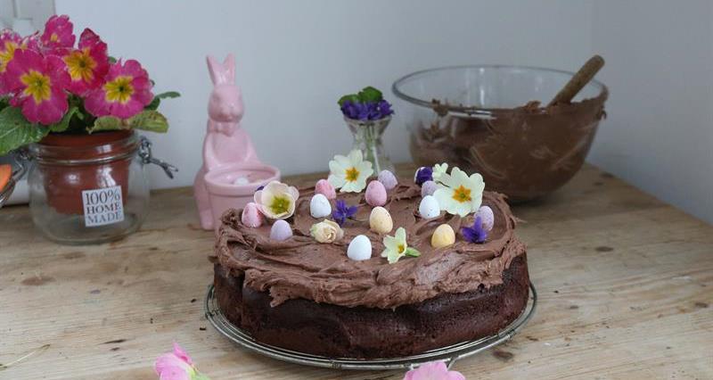 Milk chocolate and sour cream Easter cake